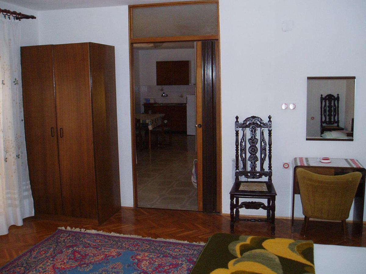 Apartman Za 3 Osobe Leilighet Medulin Eksteriør bilde